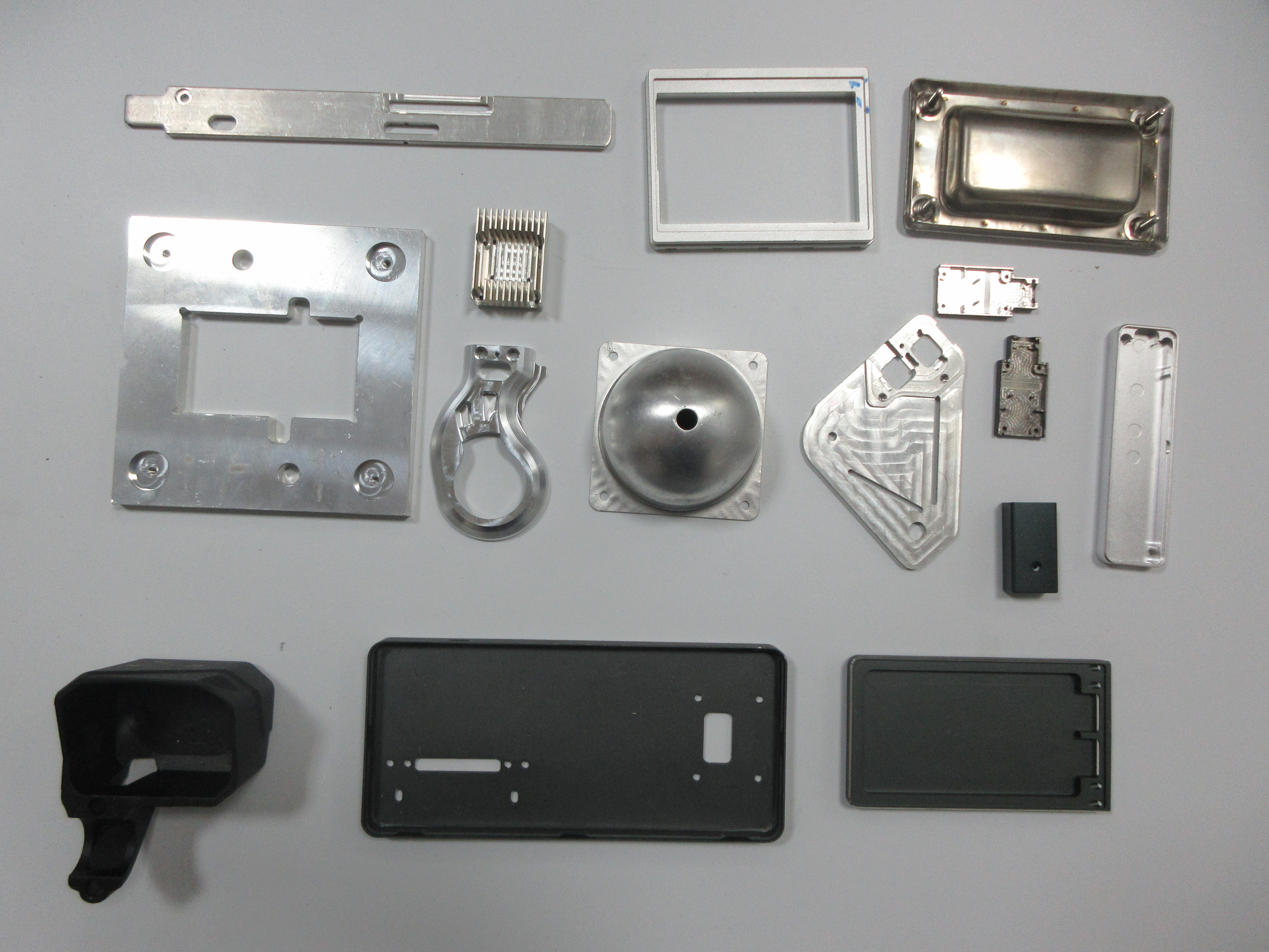 五金沖壓件廠家：探索新型合金，引領輕量化潮流